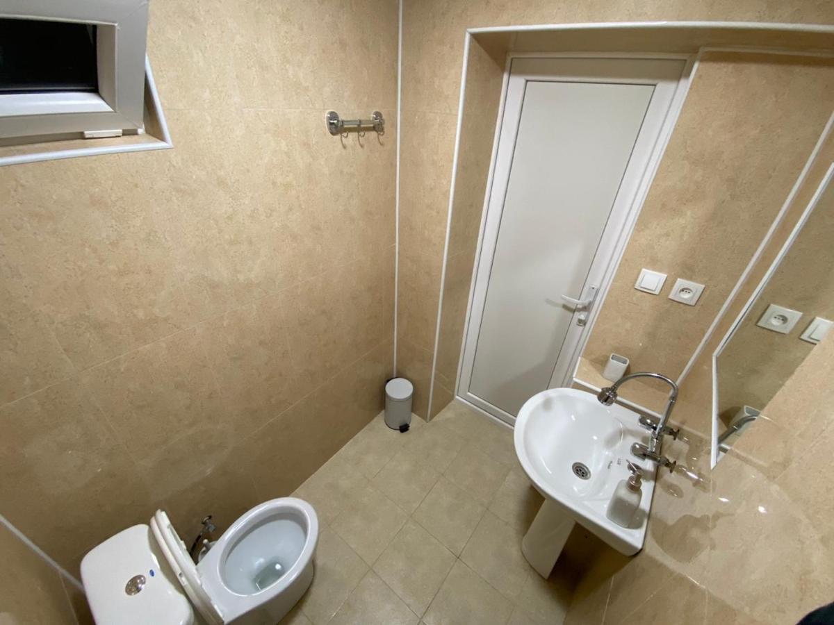 Guesthouse Luka คูทายสิ ภายนอก รูปภาพ