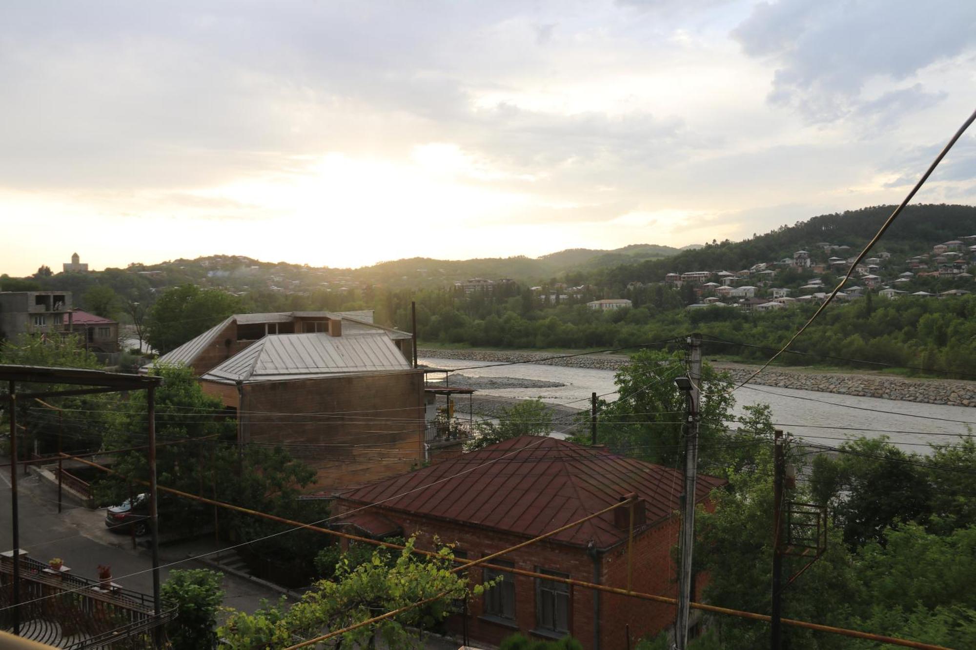 Guesthouse Luka คูทายสิ ภายนอก รูปภาพ