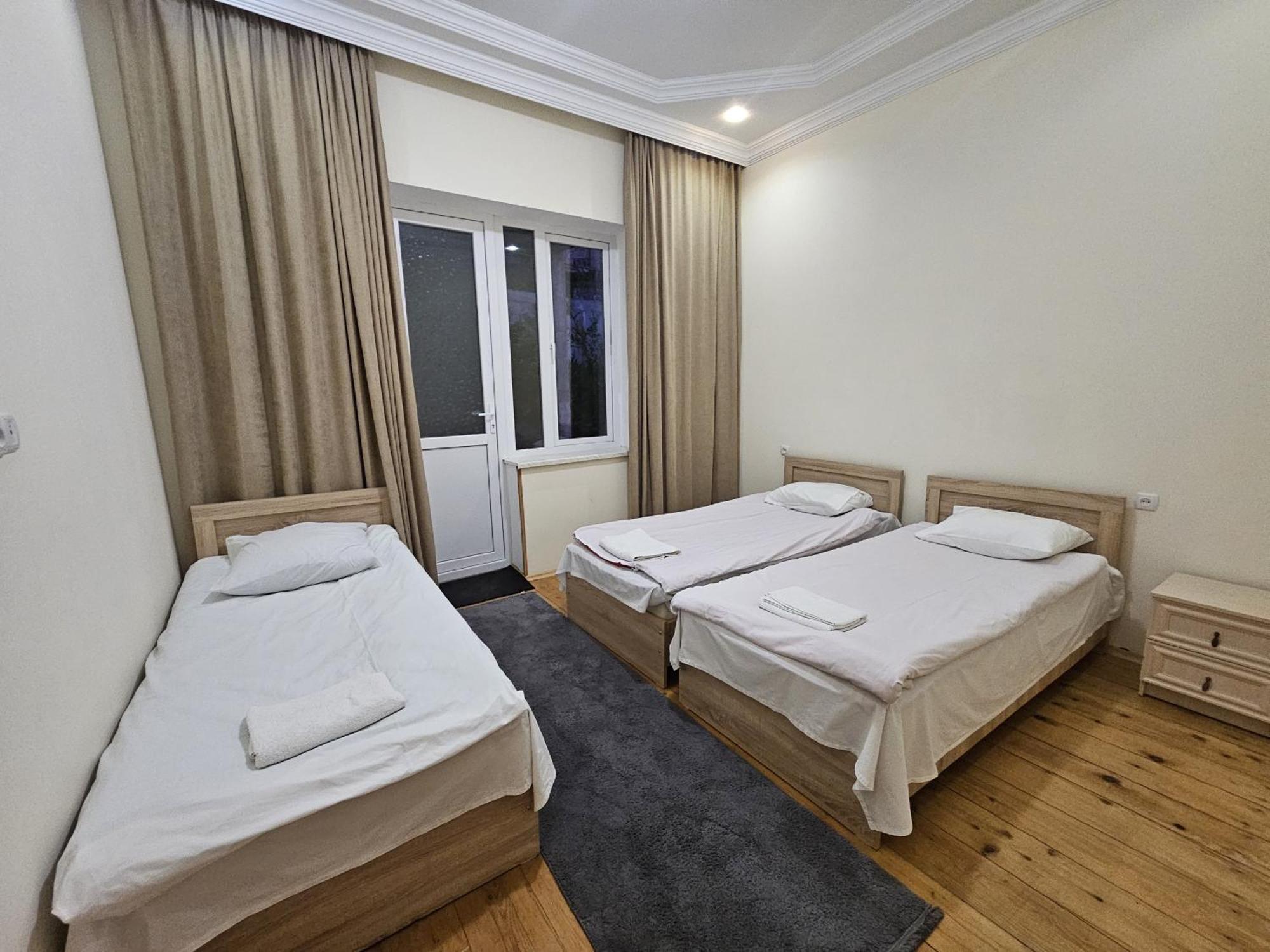 Guesthouse Luka คูทายสิ ภายนอก รูปภาพ